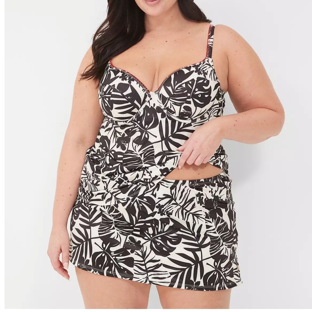 Lane Bryant swim skirt. Sz 22